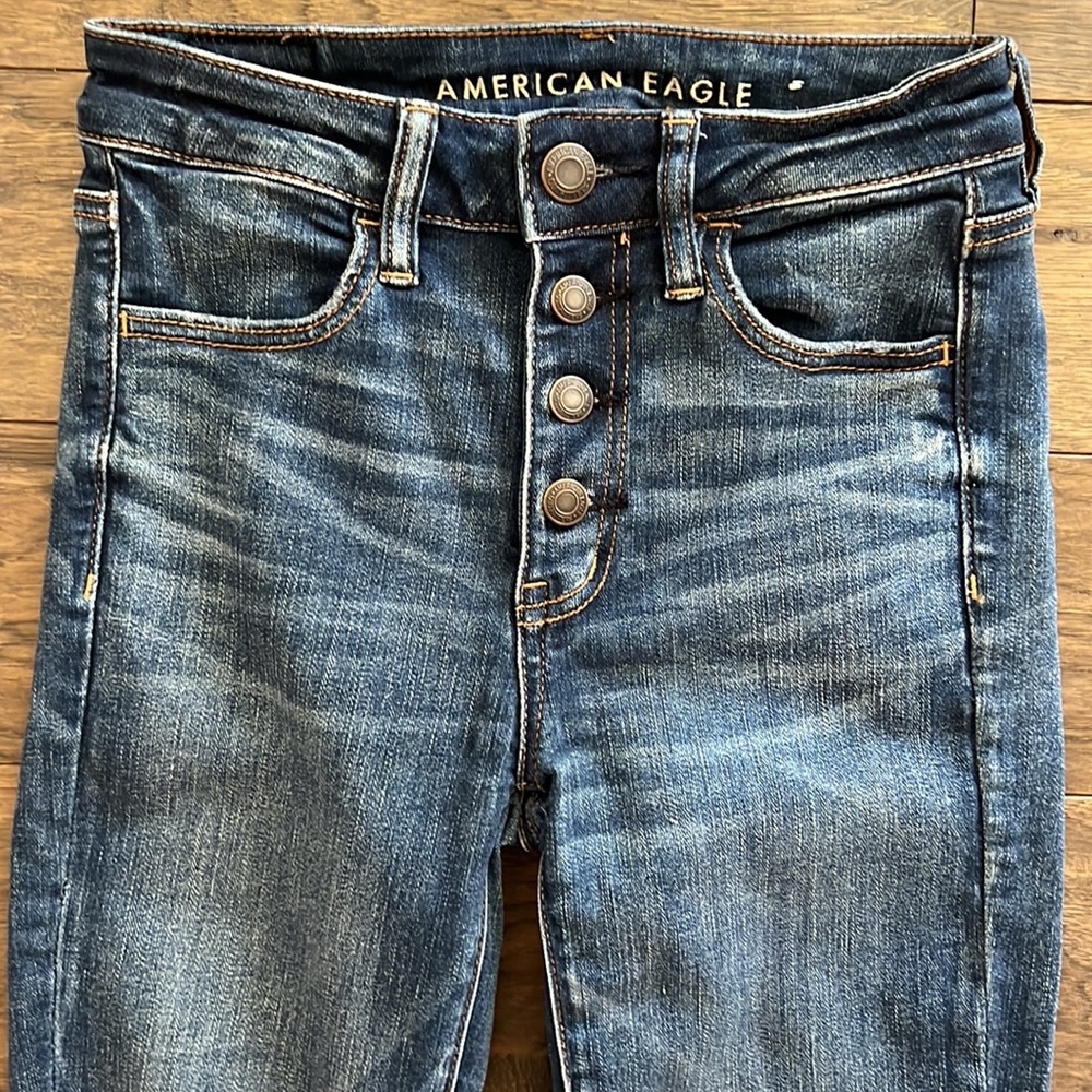 COPY - American Eagle hi-rise jegging crop - Picture 2 of 6